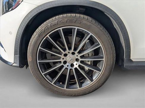 Used 2018 Mercedes-Benz GLC 43 AMG AMG GLC 43 image 27