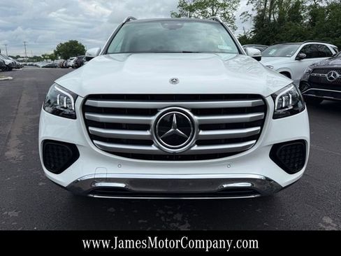 Certified 2026 Mercedes-Benz GLS 450 4MATIC image 2