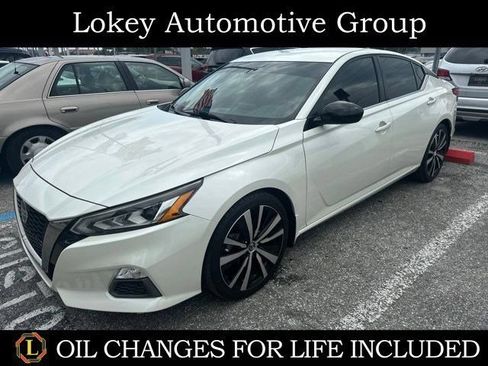 Certified 2020 Nissan Altima 2.5 SR FWD image 1