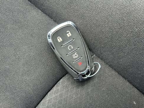 Used 2023 Chevrolet Malibu LT FWD image 31