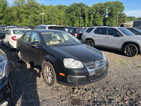 Used 2010 Volkswagen Jetta Limited Edition FWD image 1
