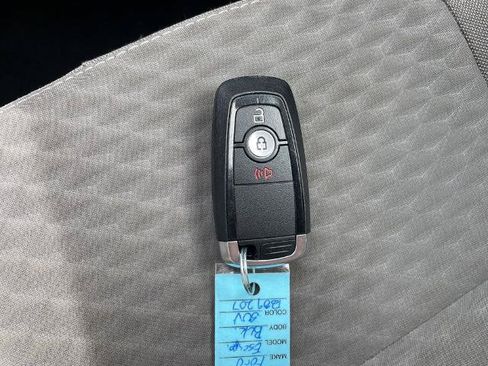 Certified 2022 Ford Escape SE AWD/4WD image 22