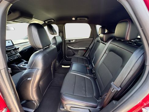 Certified 2025 Ford Escape ST-Line FWD image 21