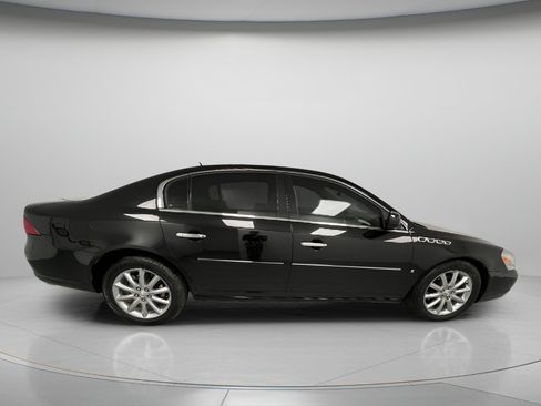 Used 2006 Buick Lucerne CXS w/ Driver Confidence Package FWD image 9