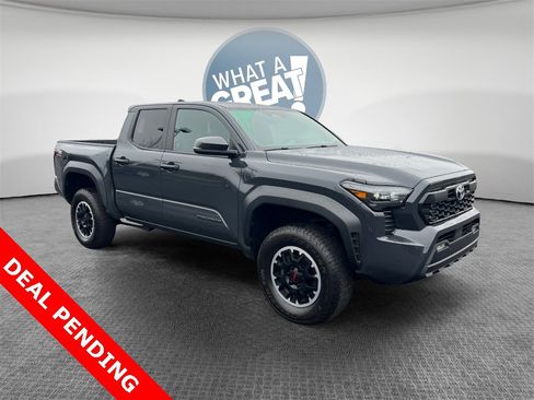 Used 2024 Toyota Tacoma TRD Off-Road image 1