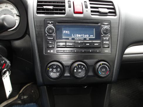 Used 2013 Subaru Impreza 2.0i Sport Premium image 19