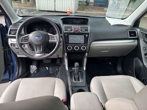 Used 2016 Subaru Forester 2.5i Touring w/ Eyesight & Navigation System AWD/4WD image 22