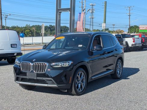 Used 2023 BMW X3 xDrive30i w/ Premium Package AWD/4WD image 4
