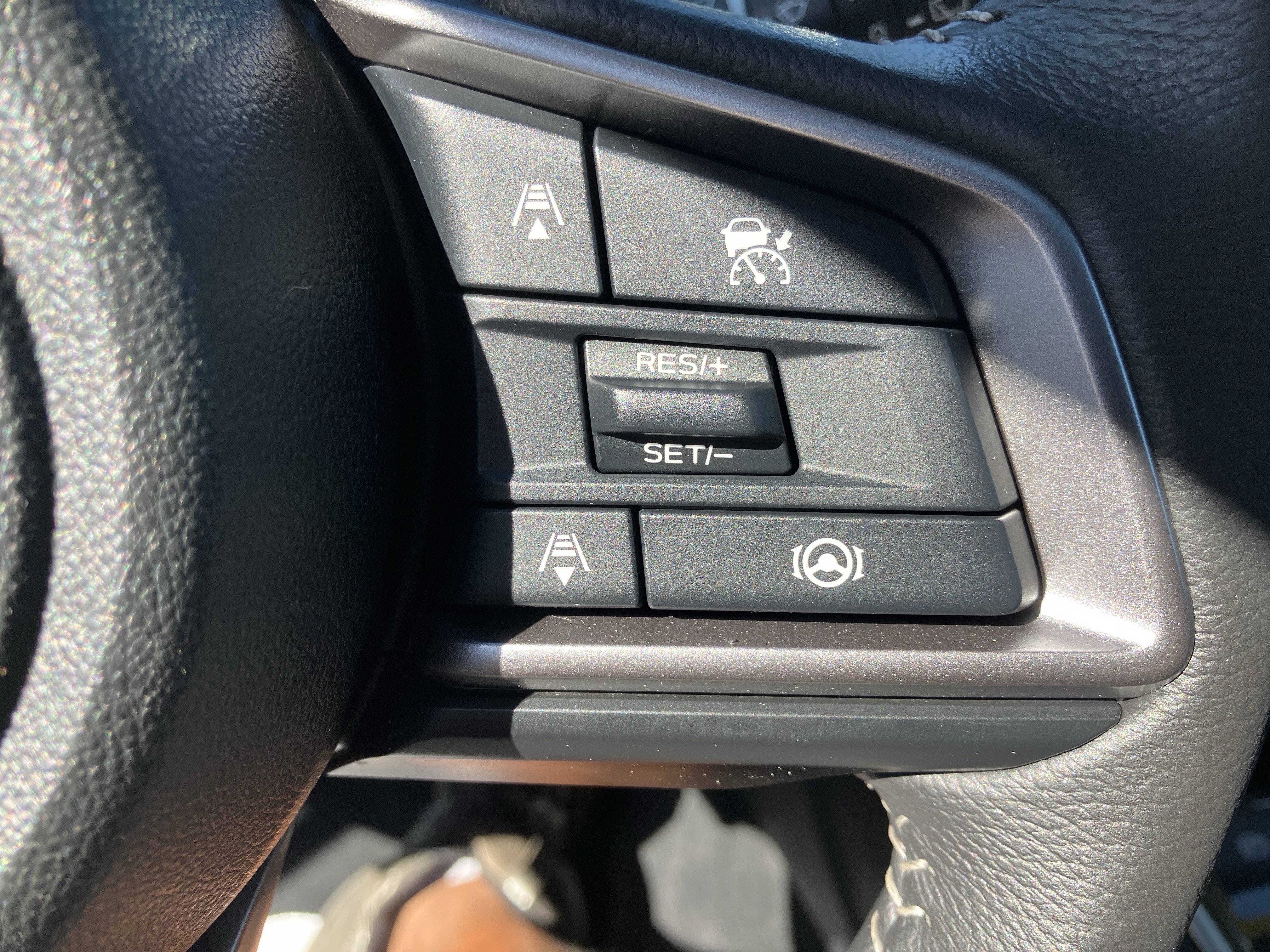 Used 2025 Subaru Outback Premium w/ Popular Package #1A AWD/4WD image 23
