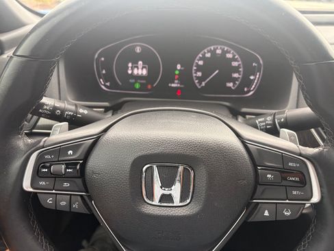 Used 2022 Honda Accord Sport image 12