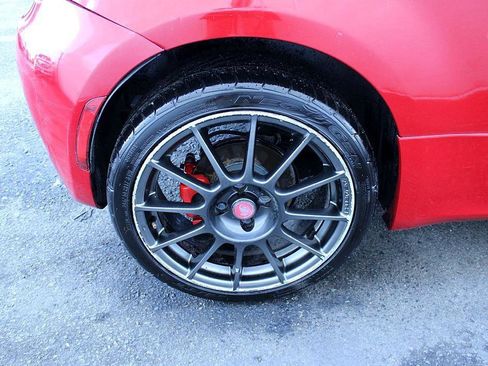 Used 2013 FIAT 500 Abarth w/ Comfort/Convenience Group image 8