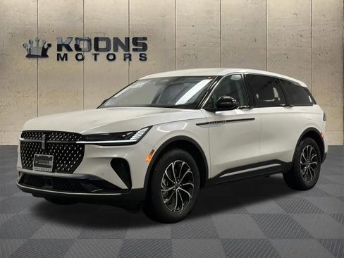 New 2026 Lincoln Nautilus Premier image 1