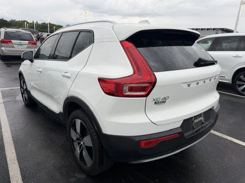Used 2019 Volvo XC40 T5 Momentum AWD/4WD image 4