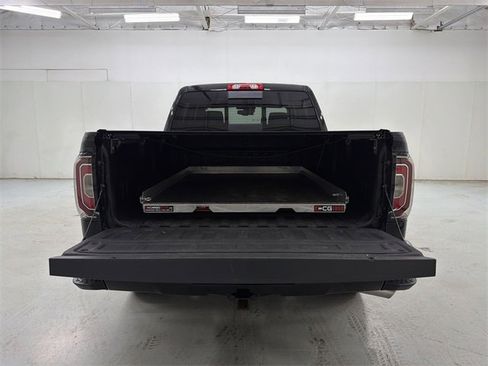 Used 2017 GMC Sierra 1500 Denali w/ Denali Ultimate Package image 15