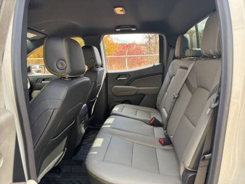 New 2026 Chevrolet Colorado ZR2 image 24