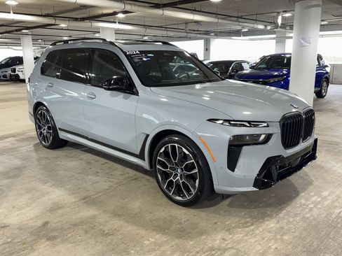 Certified 2024 BMW X7 M60i w/ Executive Package image 2