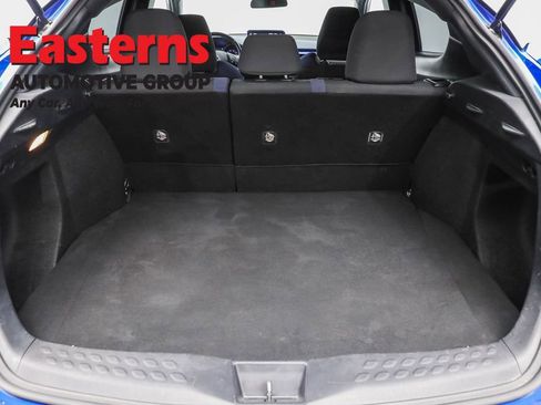 Used 2021 Toyota C-HR XLE image 9