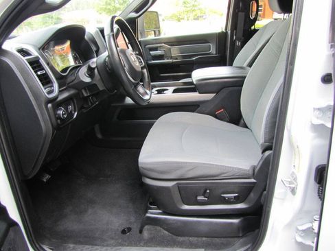 Used 2023 RAM 2500 Big Horn w/ Level 1 Equipment Group AWD/4WD image 12