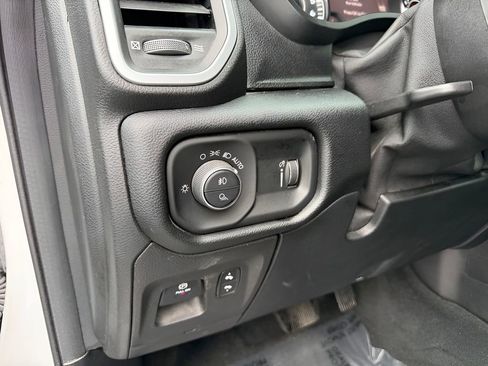 Used 2021 RAM 1500 Big Horn AWD/4WD image 19