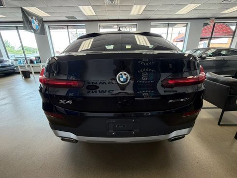 Used 2025 BMW X4 xDrive30i AWD/4WD image 9
