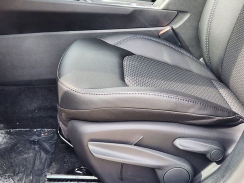 New 2026 Jeep Compass Latitude image 17