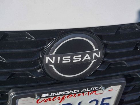 Used 2024 Nissan Sentra S FWD image 11