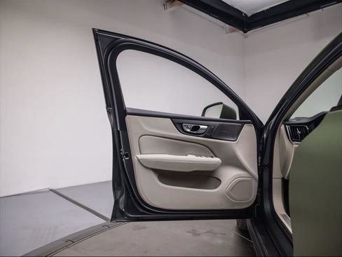 New 2026 Volvo V60 B5 Cross Country Plus w/ Climate Package image 27