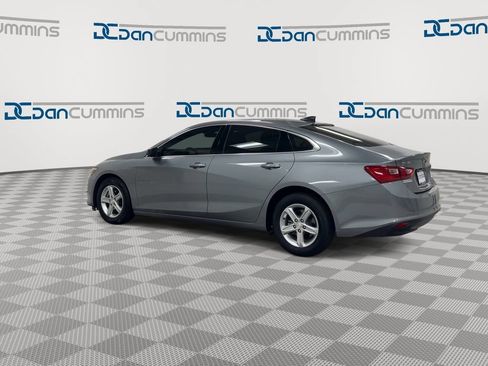Used 2025 Chevrolet Malibu LS FWD image 6