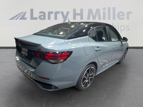 New 2025 Nissan Sentra SR image 5