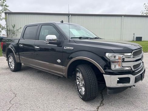 Used 2018 Ford F150 King Ranch w/ Equipment Group 601A Luxury AWD/4WD image 8