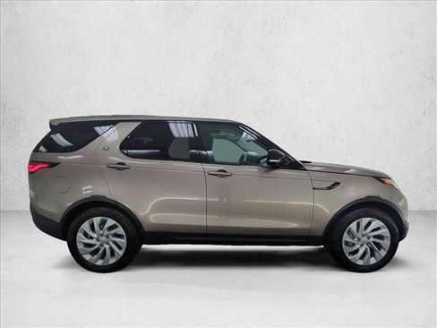 Certified 2025 Land Rover Discovery S AWD/4WD image 4