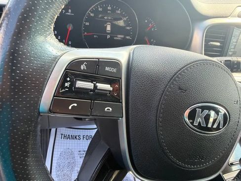 Used 2019 Kia Sorento SX AWD/4WD image 17