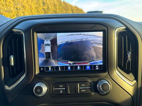 Used 2022 GMC Sierra 2500 AT4 w/ AT4 Premium Plus Package image 20