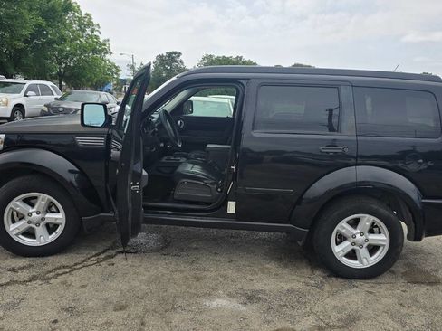 Used 2007 Dodge Nitro SXT RWD image 3