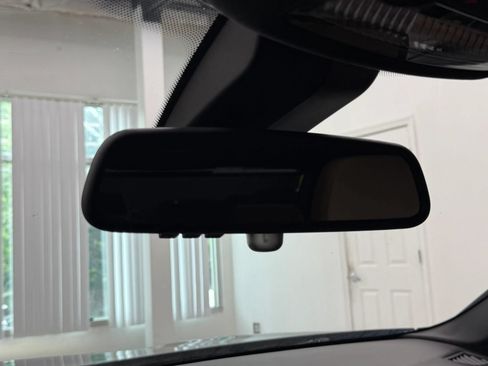 Used 2015 BMW 750i RWD image 36