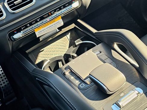 New 2026 Mercedes-Benz GLS 450 4MATIC image 35