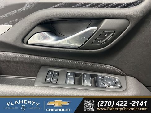 Used 2024 GMC Yukon Denali w/ Max Trailering Package image 23