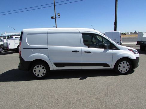Used 2022 Ford Transit Connect XL image 5