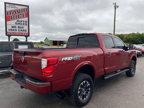 Used 2019 Nissan Titan PRO-4X image 10
