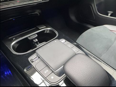 Used 2022 Mercedes-Benz CLA 250 4MATIC w/ AMG Line image 44