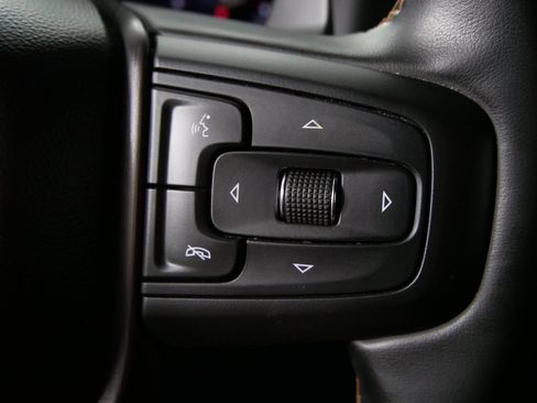 Used 2025 GMC Sierra 1500 AT4 w/ AT4 Premium Package AWD/4WD image 21