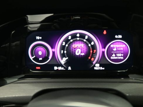 Used 2022 Volkswagen GTI S image 9