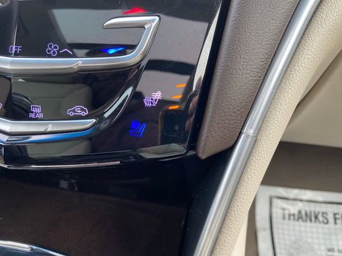 Used 2014 Cadillac XTS Premium image 29