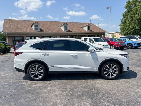 Used 2026 Acura MDX FWD w/ Technology Package image 9