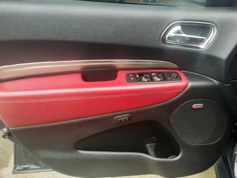 Used 2017 Dodge Durango R/T w/ Technology Group RWD image 17
