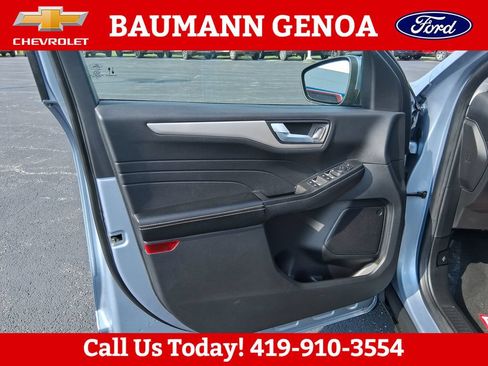 Used 2022 Ford Escape SEL FWD image 10