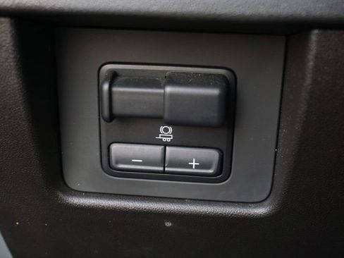 Certified 2023 Chevrolet Colorado Trail Boss w/ Technology Package image 22