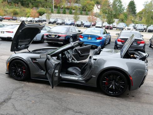 Used 2015 Chevrolet Corvette Z06 w/ 2LZ Preferred Equipment Group image 54