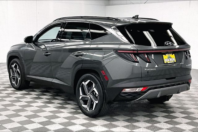 Used 2024 Hyundai Tucson Limited AWD/4WD image 2