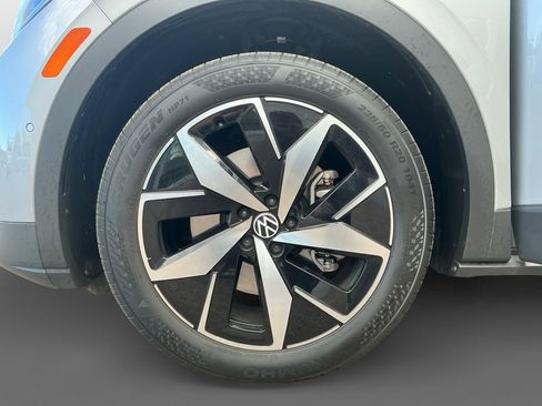 Used 2023 Volkswagen ID.4 Pro S image 14